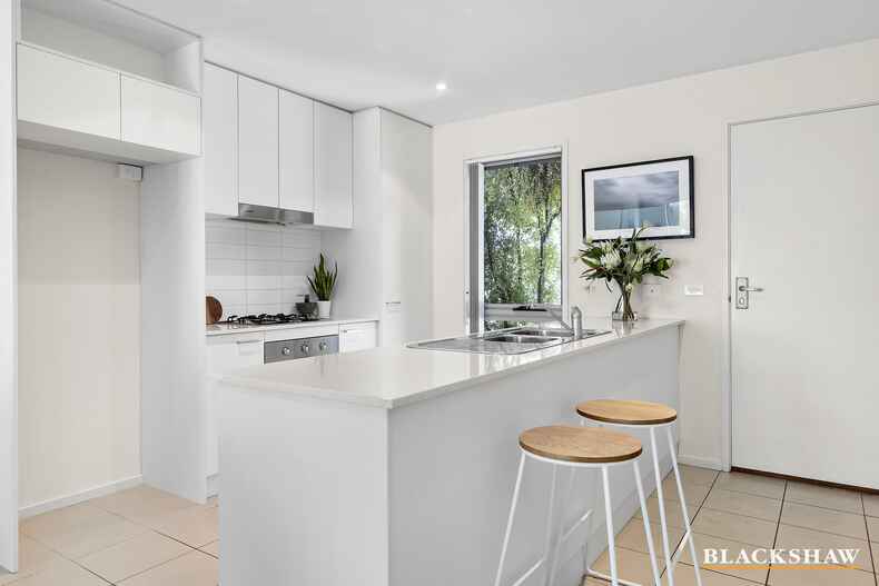 8/25 Macrobertson Street Mawson