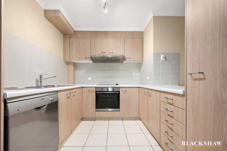 4/16 Eyre Street Griffith