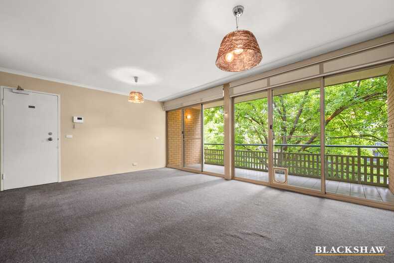 4/16 Eyre Street Griffith