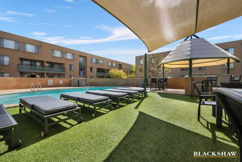 4/16 Eyre Street Griffith