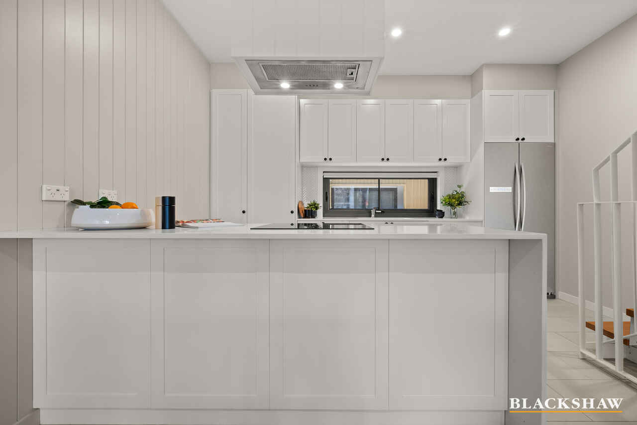 9/10 Parbery Street Kingston