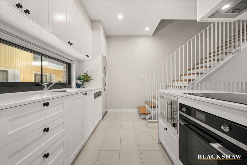 9/10 Parbery Street Kingston 9/10 Parbery Street Kingston