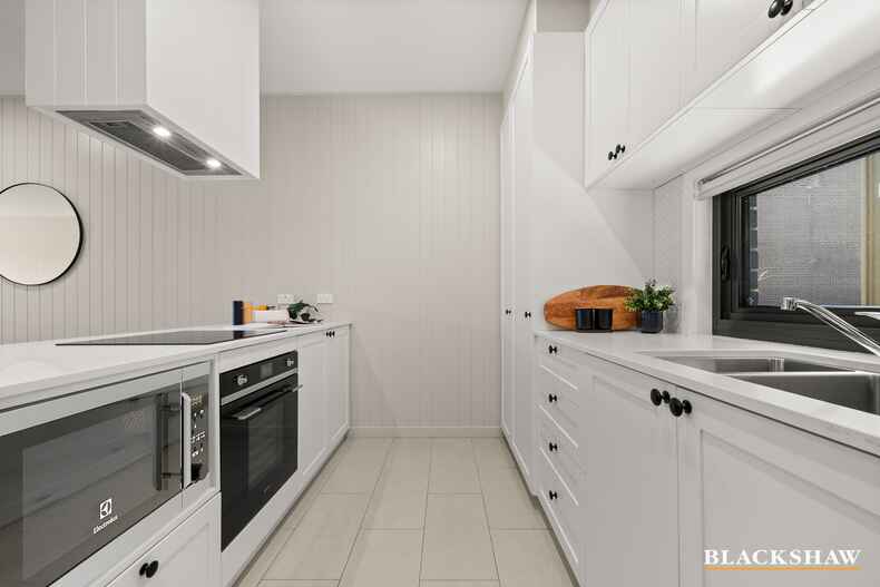 9/10 Parbery Street Kingston 9/10 Parbery Street Kingston