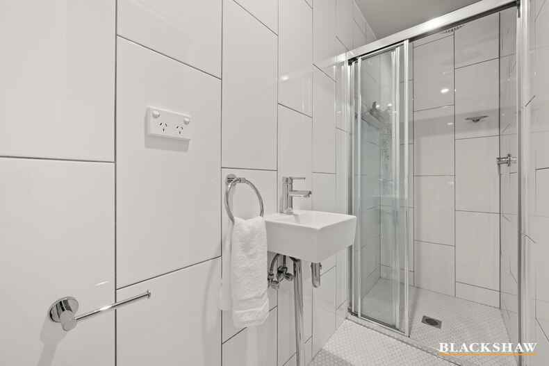 9/10 Parbery Street Kingston 9/10 Parbery Street Kingston