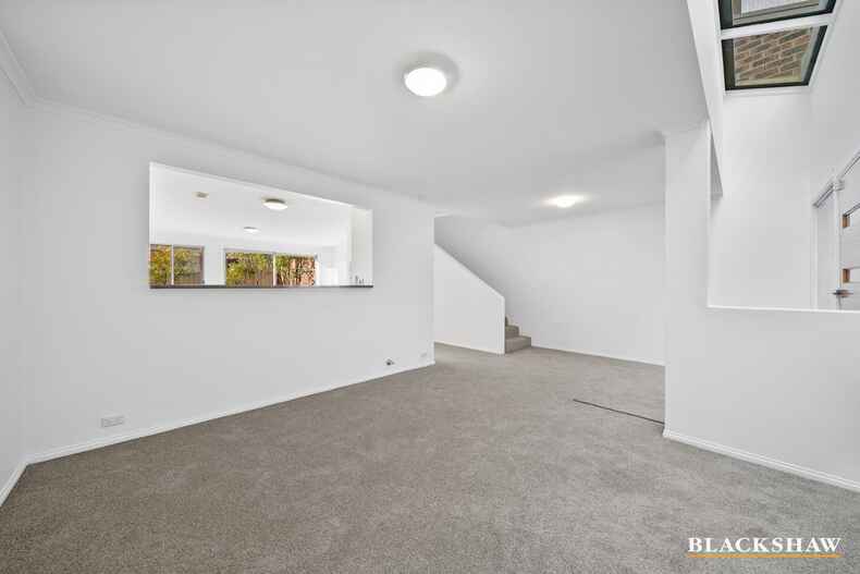 4/122-124 Tharwa Road Queanbeyan