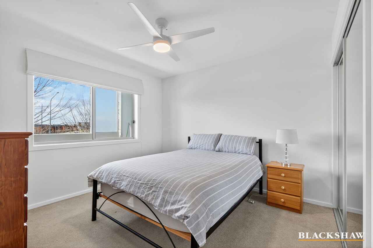 5/40 Philip Hodgins Street Wright