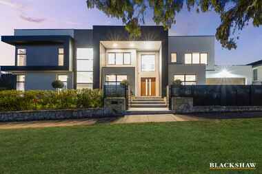 80 Hopetoun Circuit Yarralumla