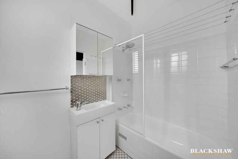 16/74-80 Collett Street Queanbeyan