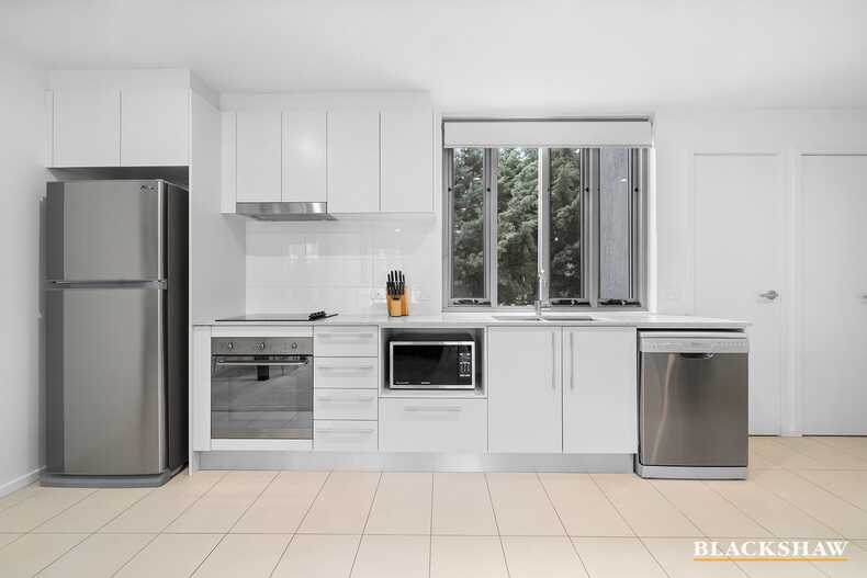 26/41 Hampton Circuit Yarralumla
