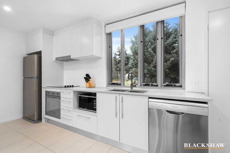 26/41 Hampton Circuit Yarralumla