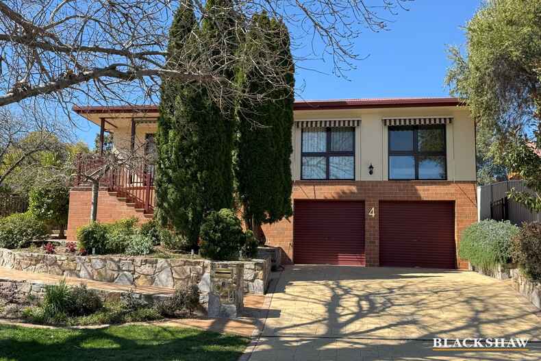 4 Winter Place Jerrabomberra