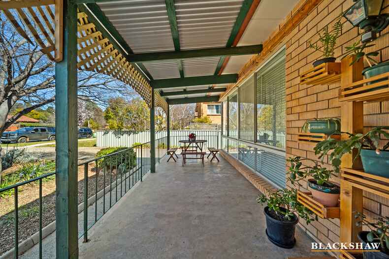 12 Yarrow Street Queanbeyan East 12 Yarrow Street Queanbeyan East