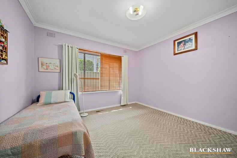 12 Yarrow Street Queanbeyan East 12 Yarrow Street Queanbeyan East
