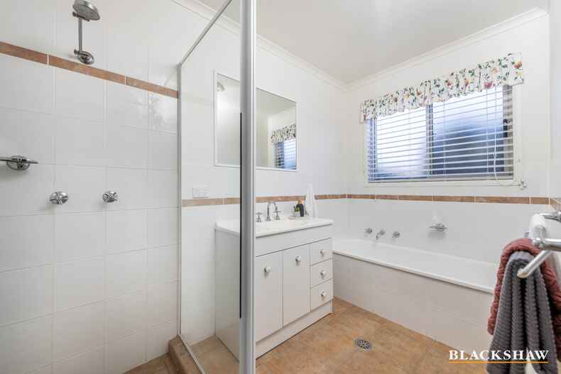 13 McHenry Street Amaroo