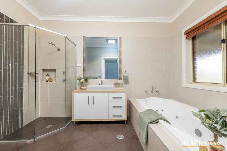 15 Lynch Avenue Googong 15 Lynch Avenue Googong