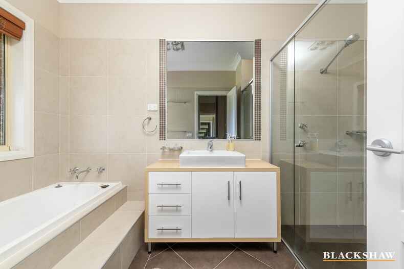 15 Lynch Avenue Googong 15 Lynch Avenue Googong