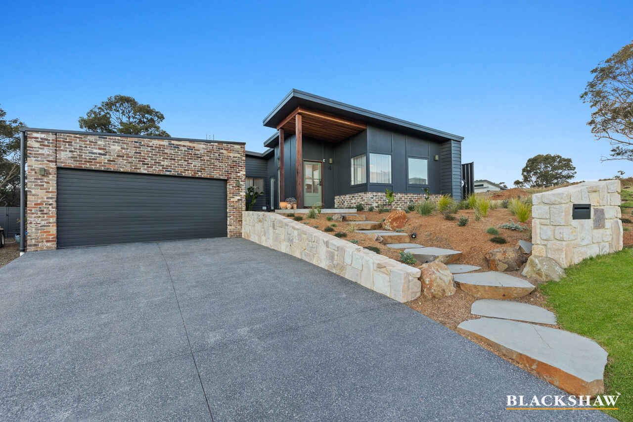 4 Quambi Drive Rosedale