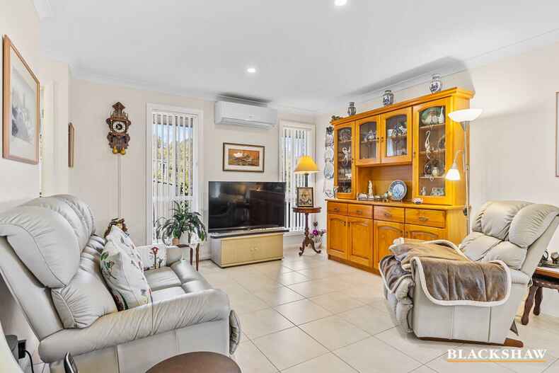 34A Broomfield Crescent Long Beach