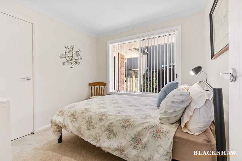 34A Broomfield Crescent Long Beach