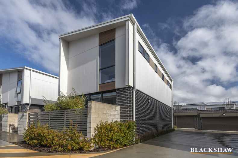 18/1 Yidaki Way Moncrieff 18/1 Yidaki Way Moncrieff