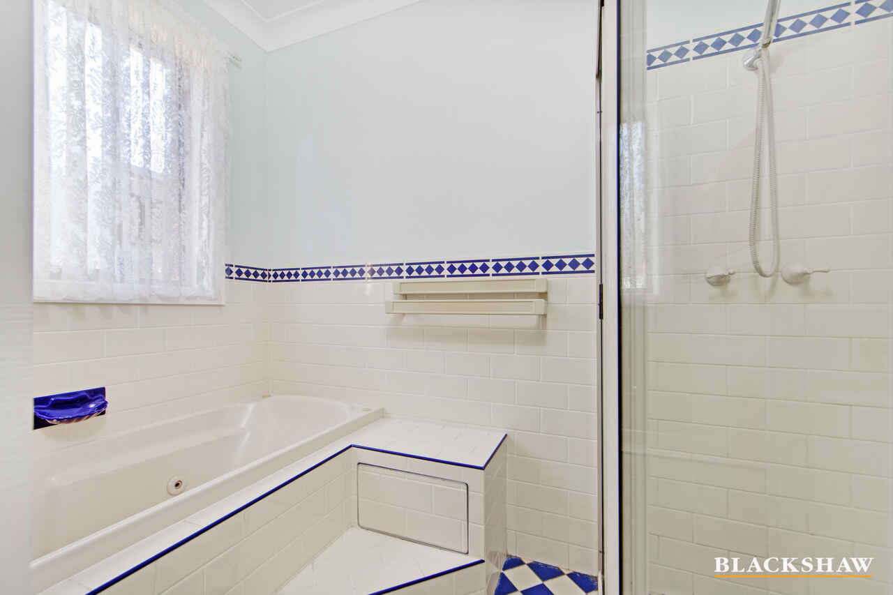 2/374 Beach Road Batehaven