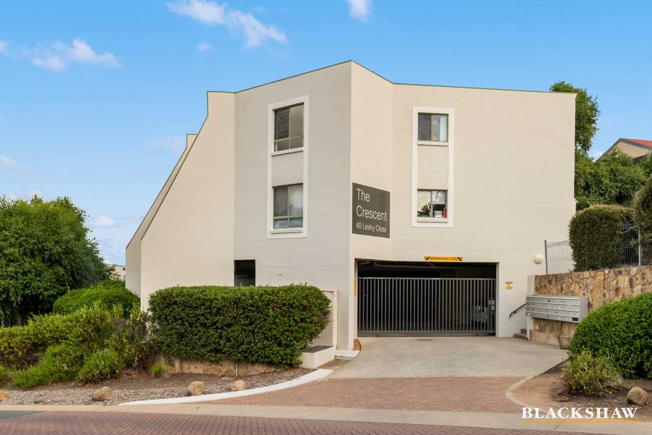 15/40 Leahy Close Narrabundah