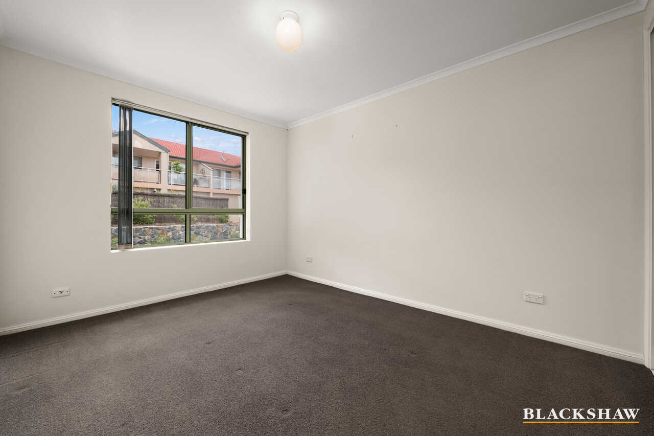 15/40 Leahy Close Narrabundah