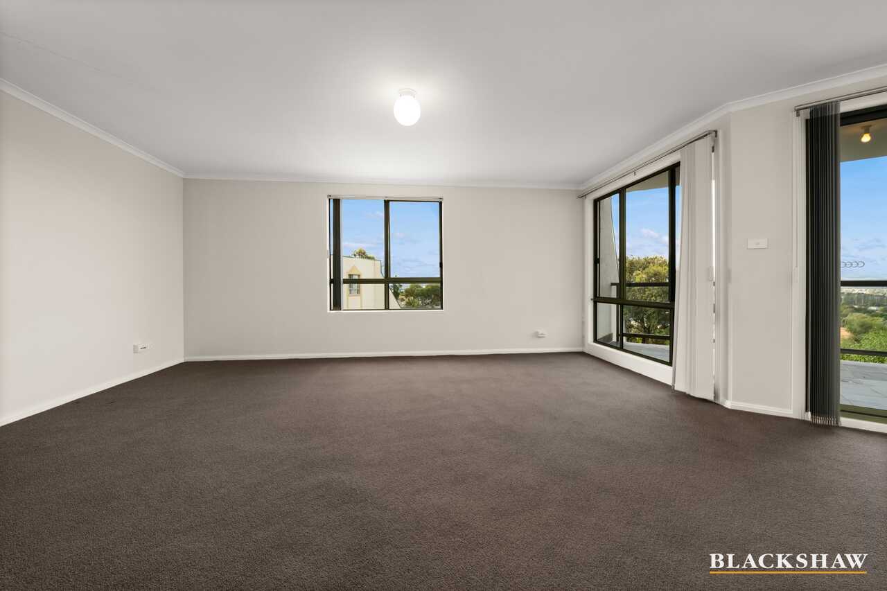 15/40 Leahy Close Narrabundah