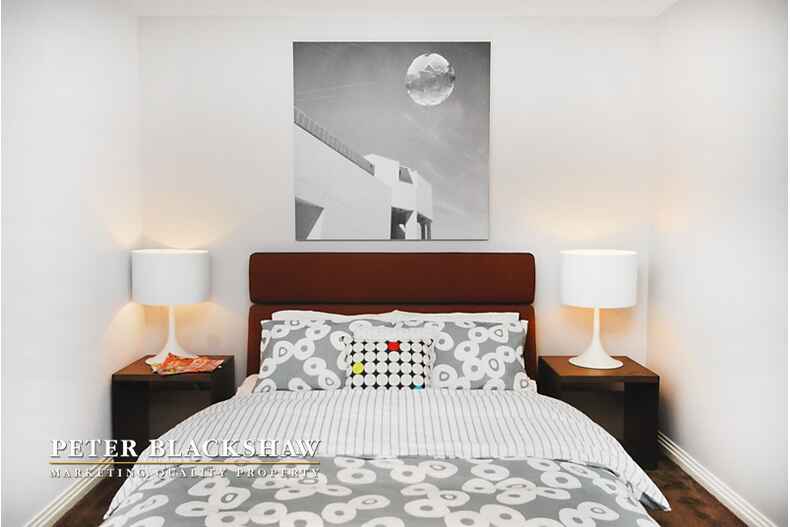 131/8 Jardine Kingston 131/8 Jardine Kingston