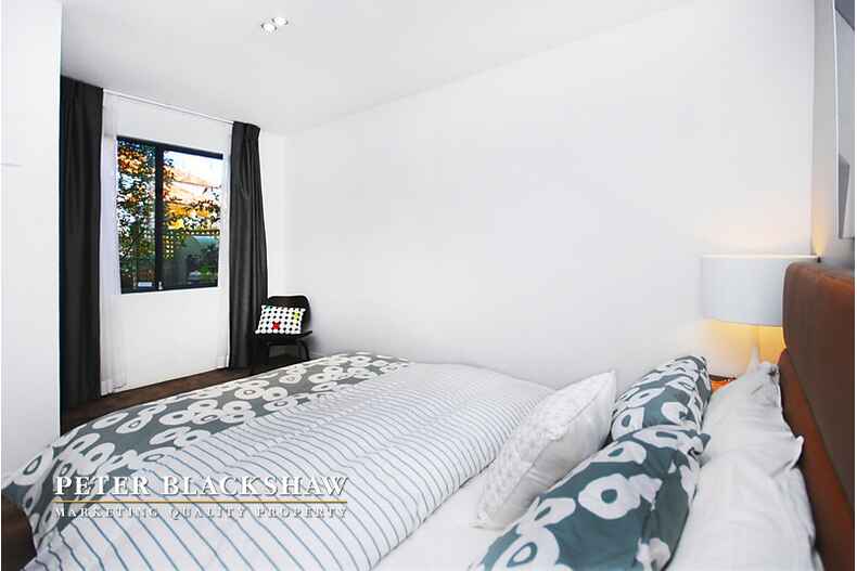 131/8 Jardine Kingston 131/8 Jardine Kingston