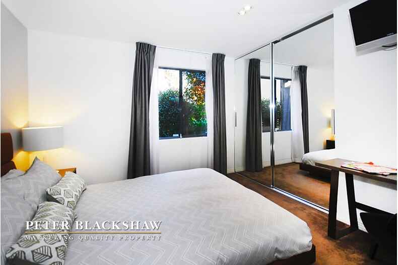 131/8 Jardine Kingston 131/8 Jardine Kingston