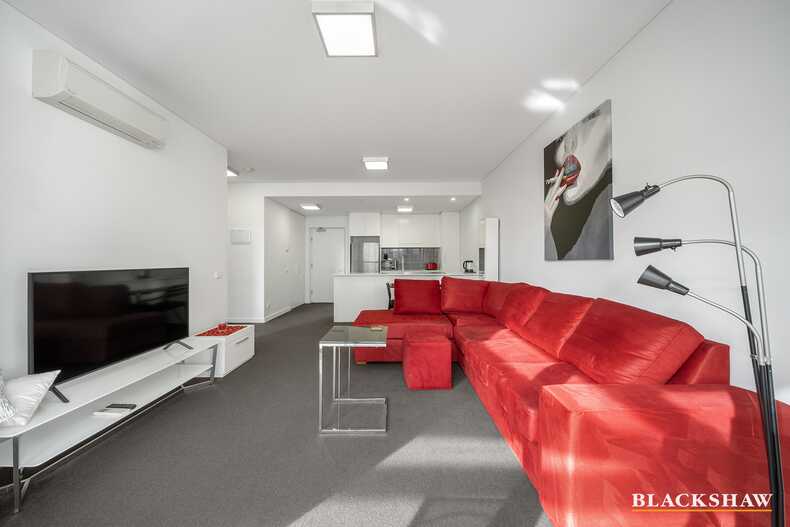 145/116 Easty Street Phillip