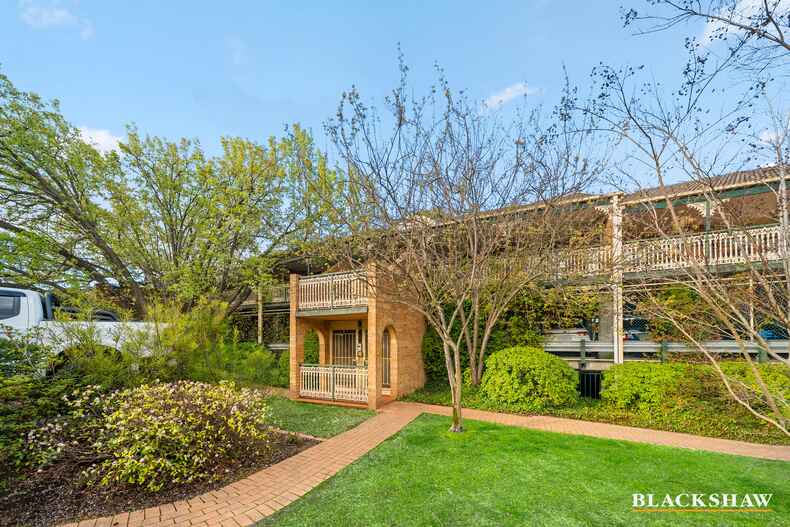 102/13-15 Sturt Avenue Griffith