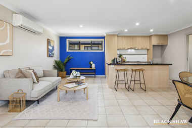 2/69 Hall Best Lane Gungahlin