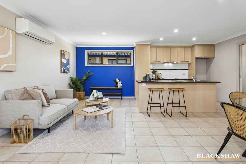 2/69 Hall Best Lane Gungahlin