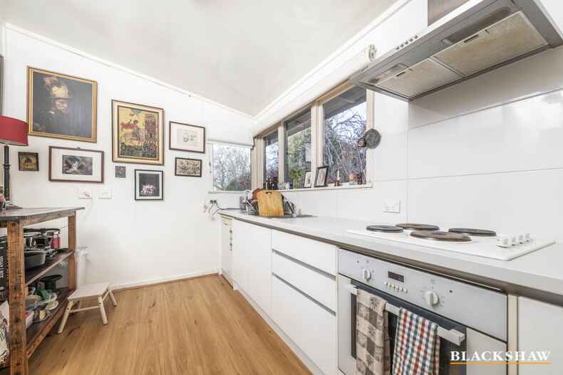 6 Arinya Street Narrabundah 6 Arinya Street Narrabundah