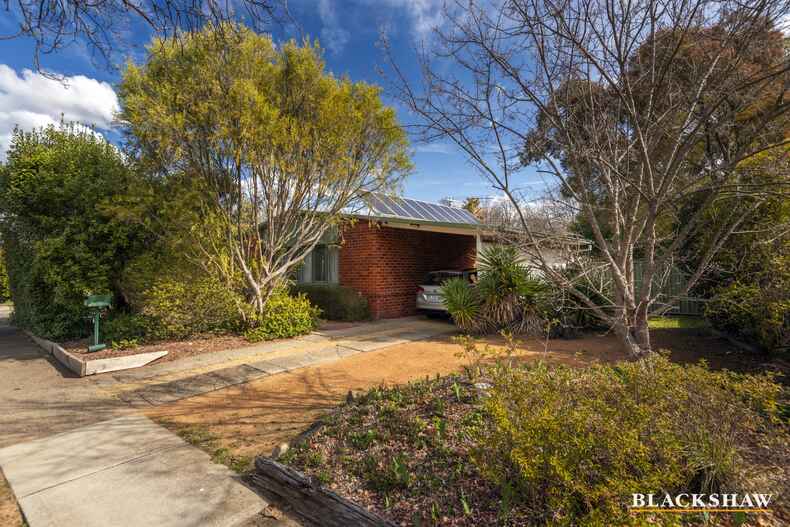 6 Arinya Street Narrabundah 6 Arinya Street Narrabundah