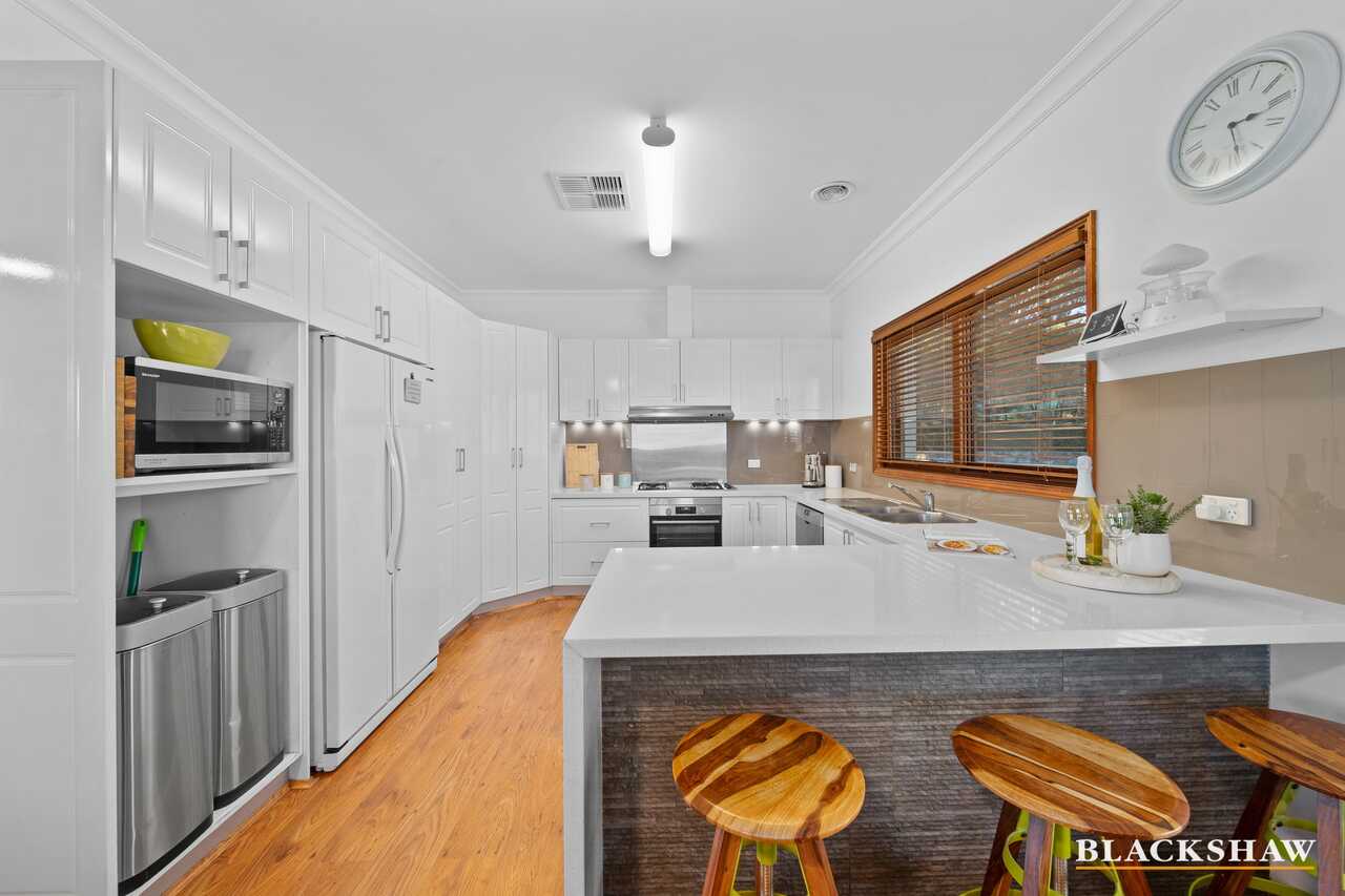 10 Kalang Place Jerrabomberra