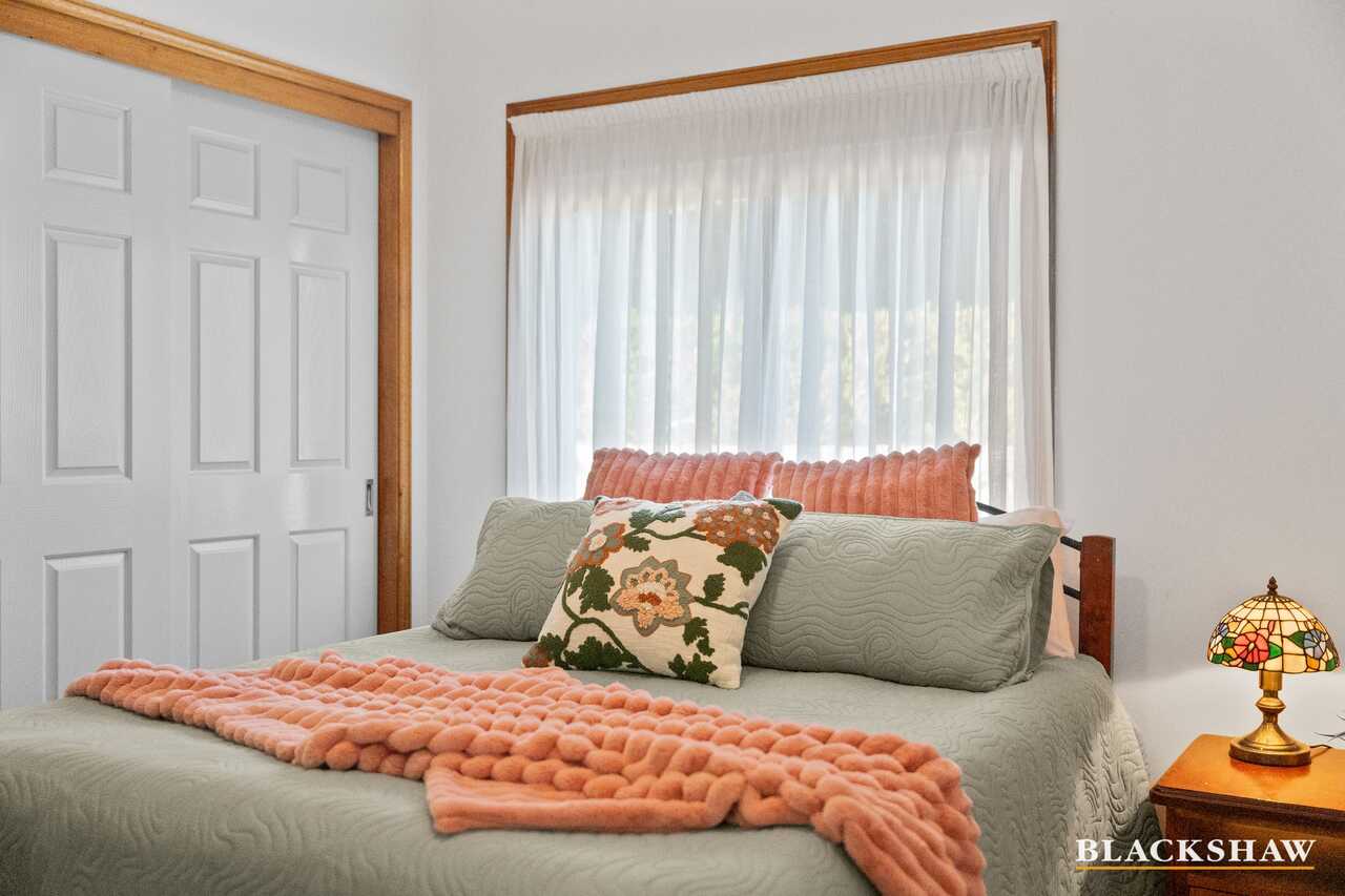 10 Kalang Place Jerrabomberra