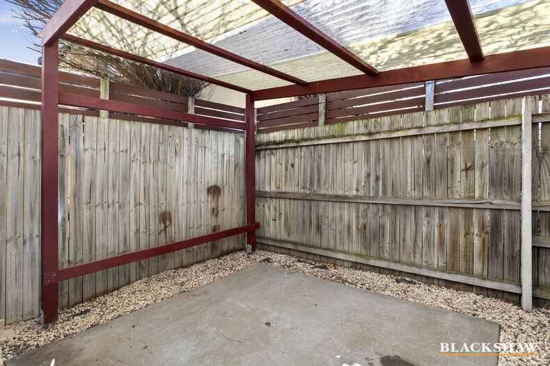 2/69 Hall Best Lane Gungahlin