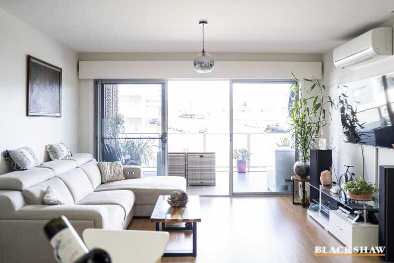 35/40 Philip Hodgins Street Wright