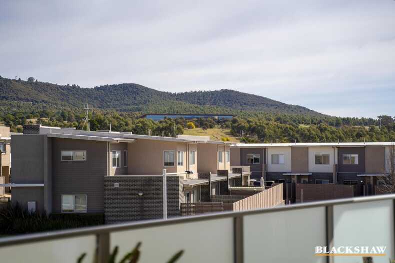 35/40 Philip Hodgins Street Wright