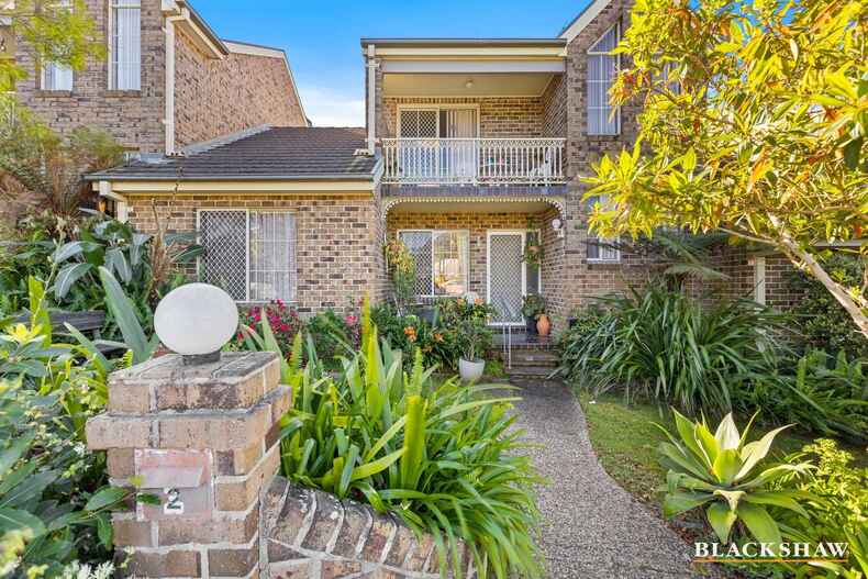 2/2 Lisa Place Sunshine Bay 2/2 Lisa Place Sunshine Bay