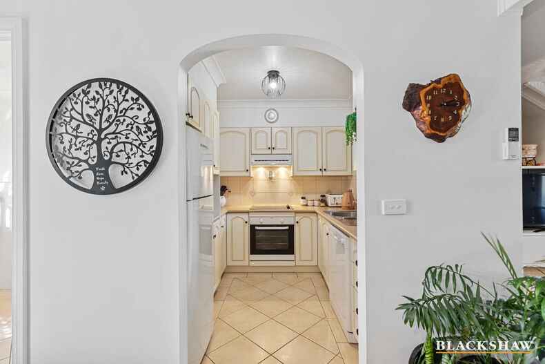 2/2 Lisa Place Sunshine Bay 2/2 Lisa Place Sunshine Bay