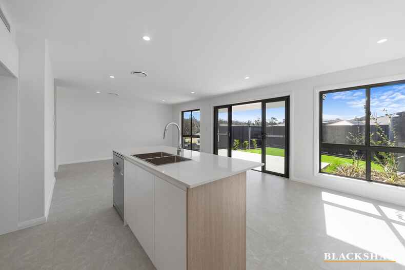 4 Brooke Way Sunshine Bay 4 Brooke Way Sunshine Bay