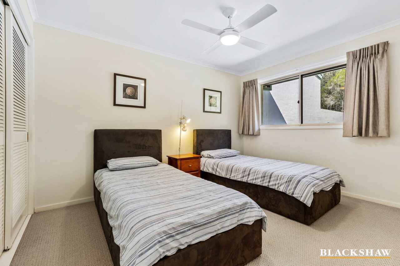 24/12 Newth Place Surf Beach