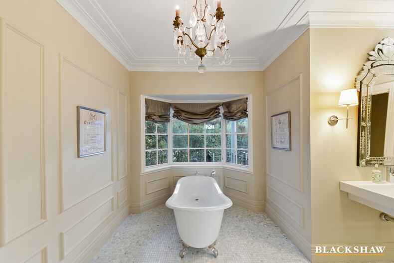 14 Tennyson Crescent Forrest