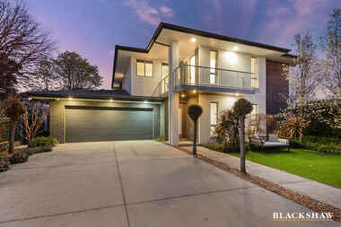 4 Higgs Place Hughes