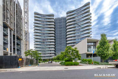 107/15 Irving Street Phillip