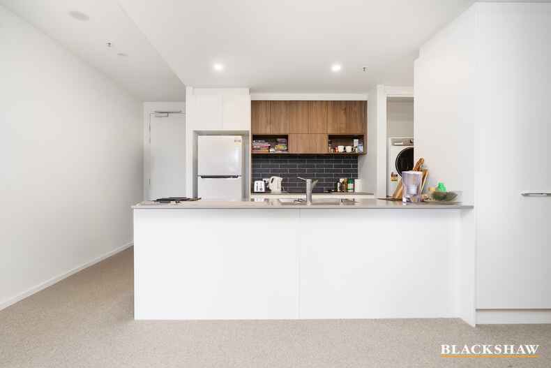 107/15 Irving Street Phillip